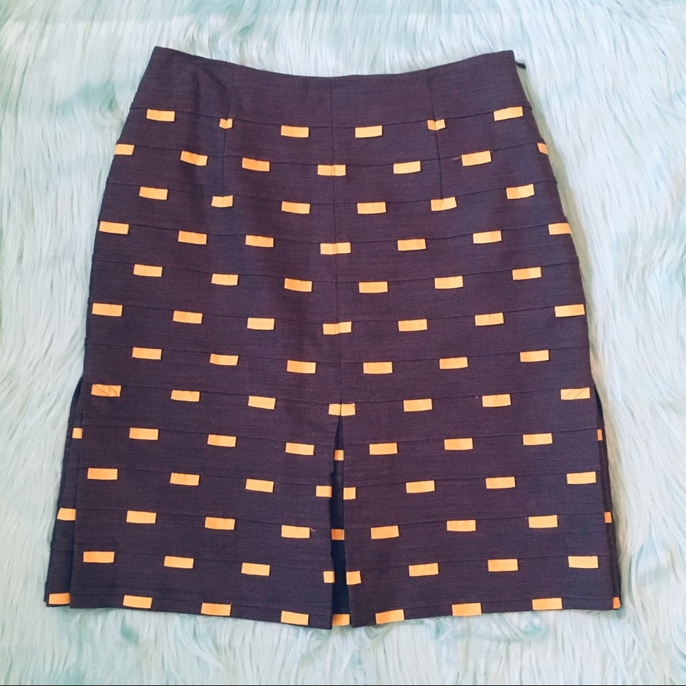 Per Se Grey Skirt W/ Celadon Yellow Green Tab Embellishment Pleated Art